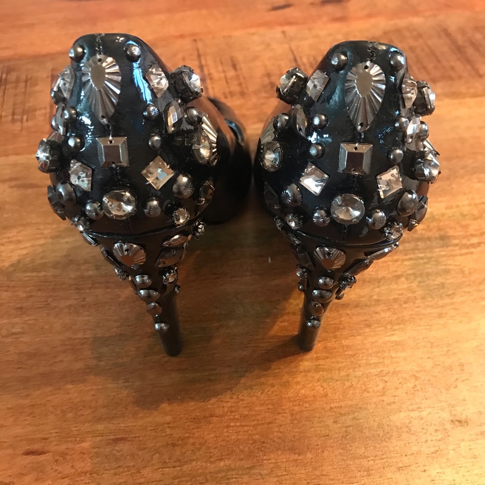 NWOT SAm Edelman Boutique Peep Toe Stud Heels 7.5